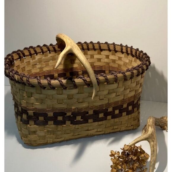 Handcrafted Basket Antler - Picture 2 of 4